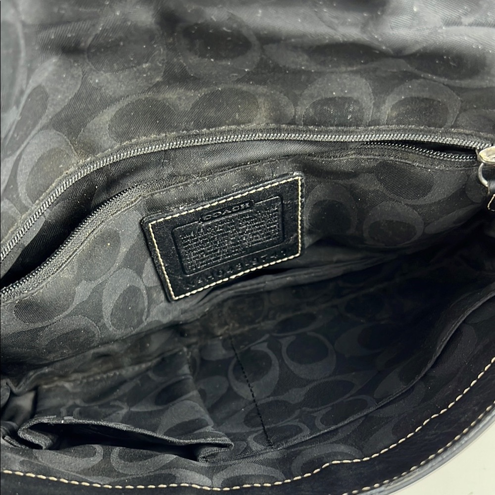 Coach Vintage Y2K Soho Flat Buckle Black Leather Shoulder Bag 9741 - Picture 11 of 16